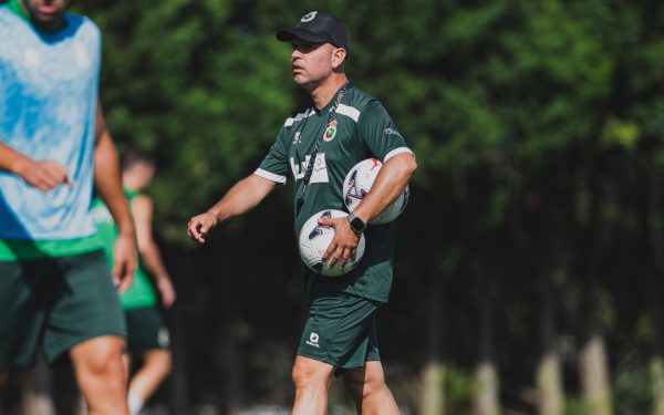 Real Racing: Stilul și identitatea noastră definesc echipa