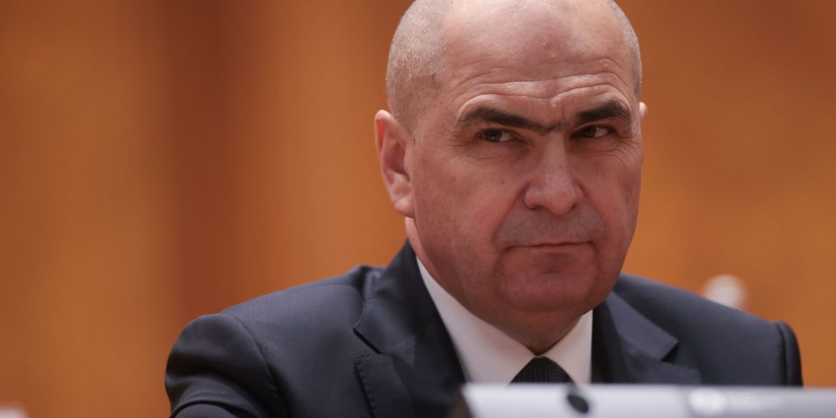 Bolojan: Premier responsabil, mandat pe masă, riscăm dezastru