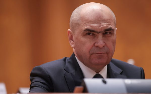 Bolojan: Premier responsabil, mandat pe masă, riscăm dezastru
