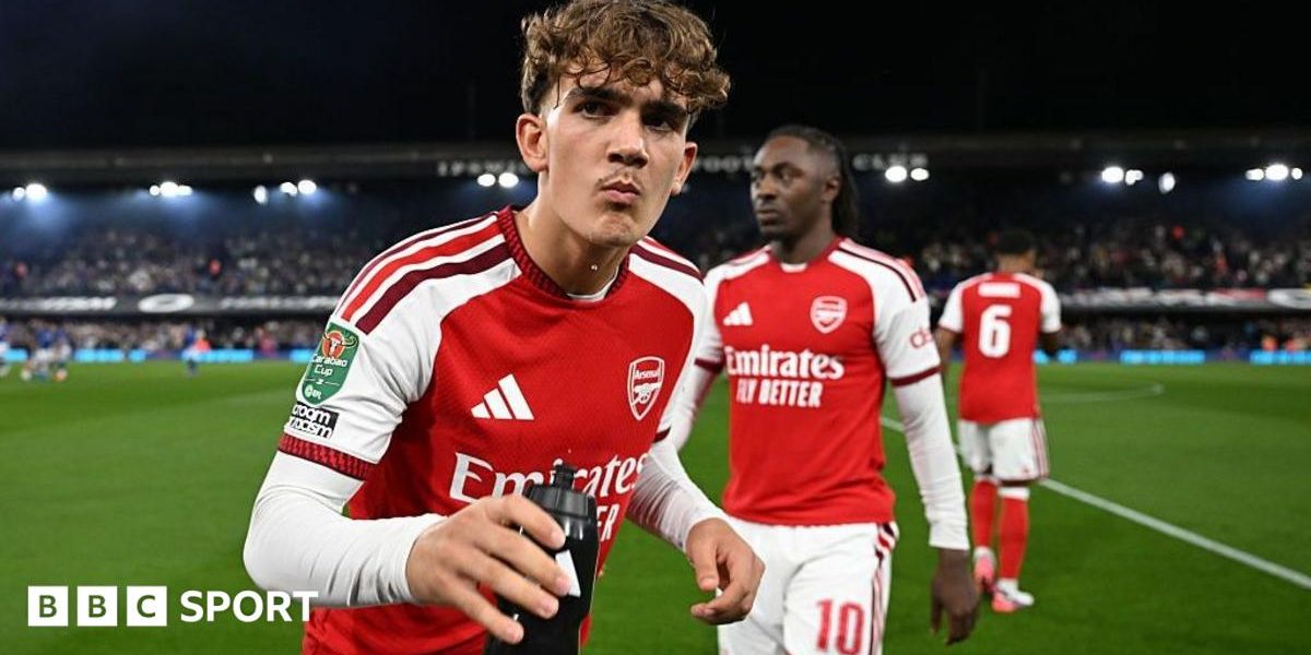 Dowman, tânăr Arsenal, arată clasă, dar clubul ezită