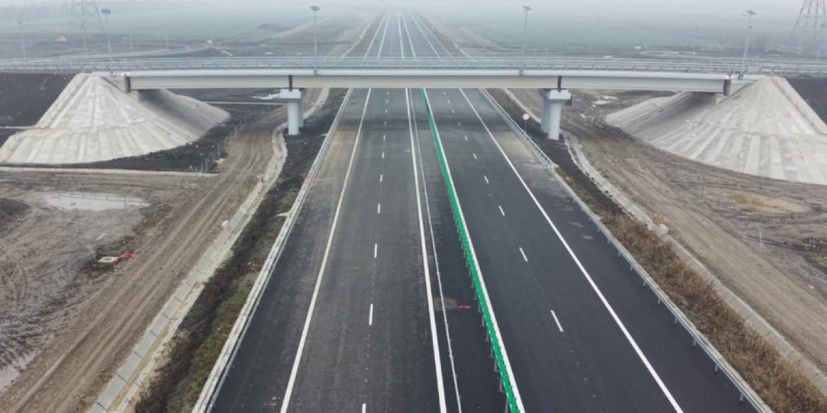 Autostrada Moldovei: Porțiune nouă se deschide. Când ajungem la Bacău