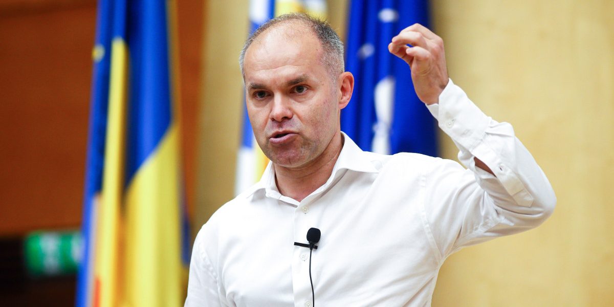 Funeriu: Evaluare Națională cu 4 probe, vouchere pentru meditații
