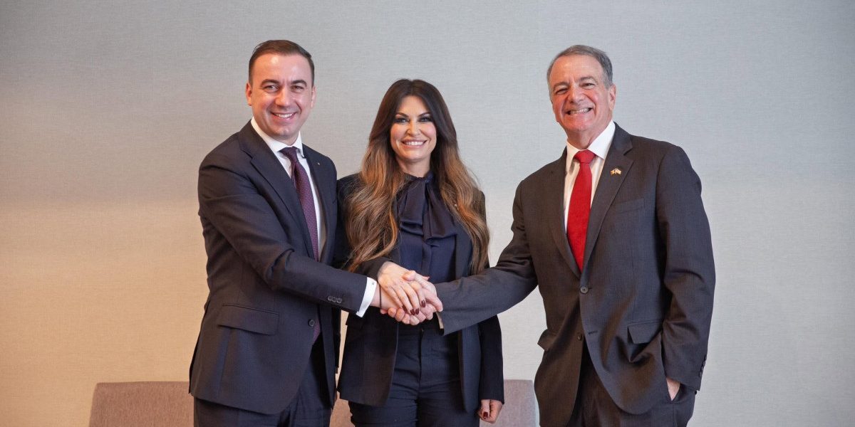 Bogdan Ivan, despre acuzațiile ambasadoarei SUA: Halucinații