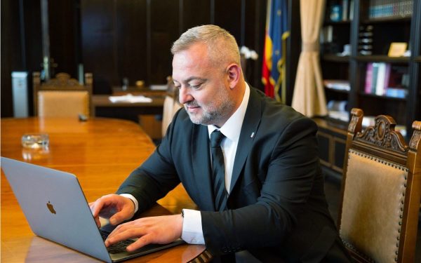 Parlament: Șefi la TVR/Radio România, după cazuri controversate
