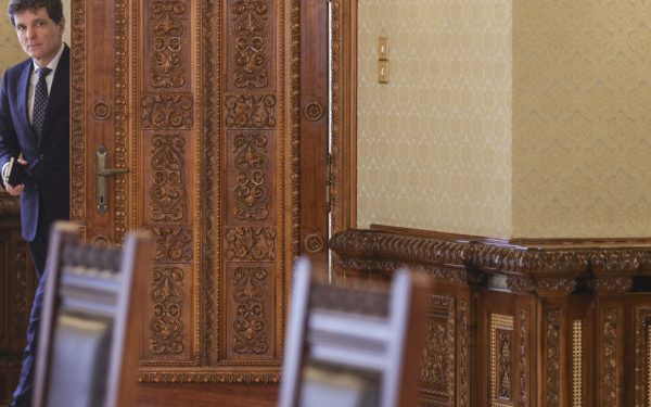 PNL refuză PSD în guvern. Ce spun social-democrații