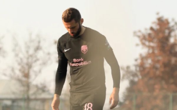 Atacantul refuzat de FCSB a semnat cu liderul din Europa