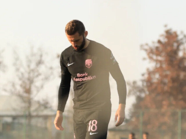 Atacantul refuzat de FCSB a semnat cu liderul din Europa