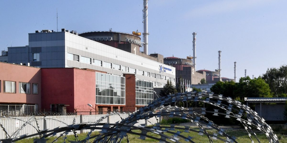 Armistițiu nuclear la Zaporojie: Rușii și ucrainenii fac pace