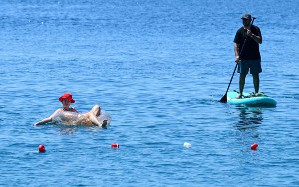 Mediterana Ardă: August Record de Căldură Fără Precedent
