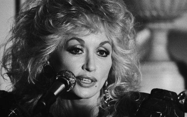 Sora lui Dolly Parton, indignată: Mizerii AI după moartea regretatei artiste