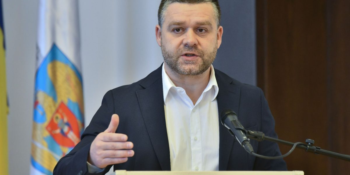 STB în insolvență! Ciucu, credite grele: Astra Vagoane, Grampet, Daimler