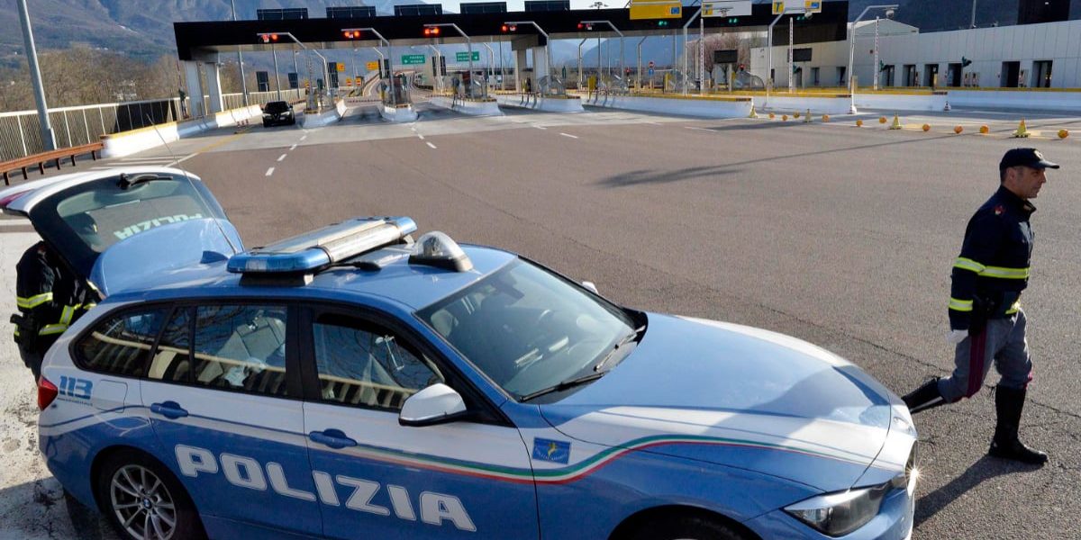 Femeie scapă de vama cu 600.000 euro, după ce a achitat amenda pe loc