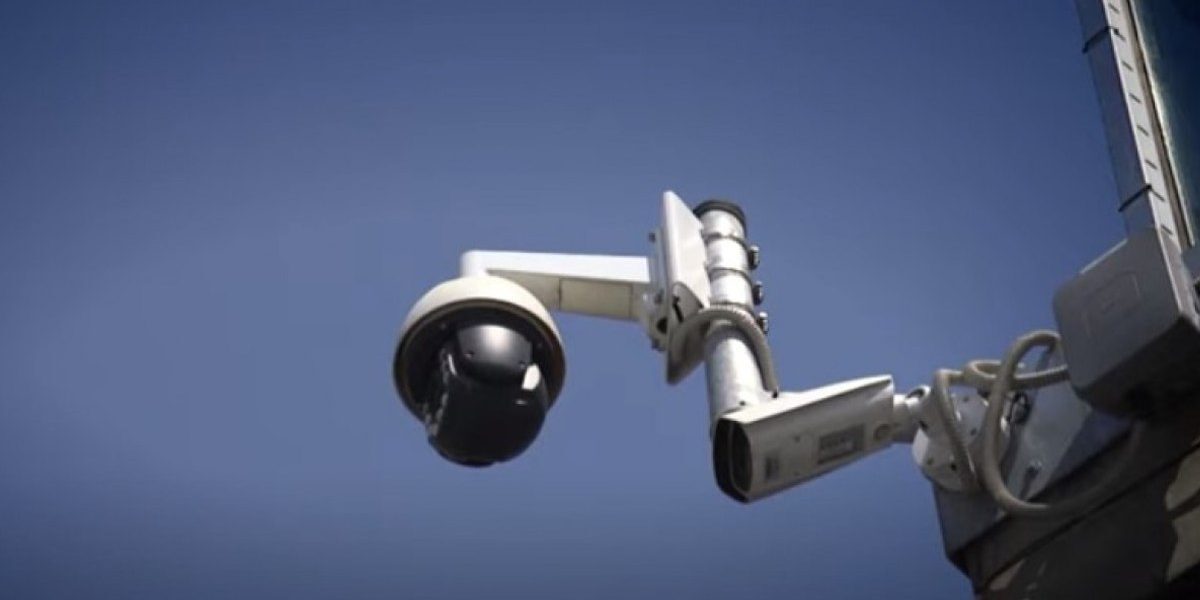 Polițiști la 4 dimineața: AI a greșit ținta