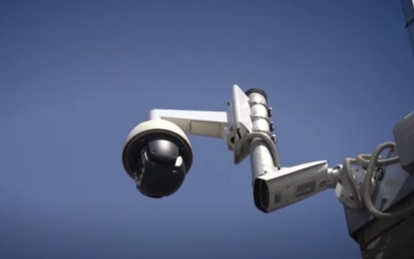 Polițiști la 4 dimineața: AI a greșit ținta