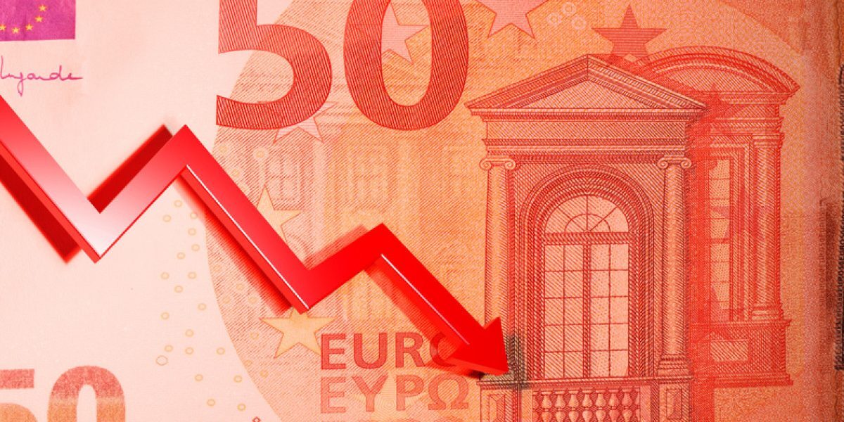 Euro scade la cursul BNR | Economia României suferă
