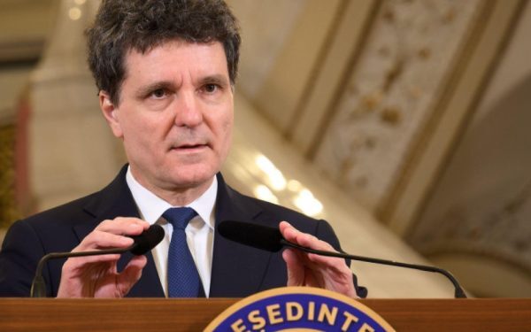 Președintele Iohannis, despre anticipate: „În practică înseamnă 5 luni fără rectificare”