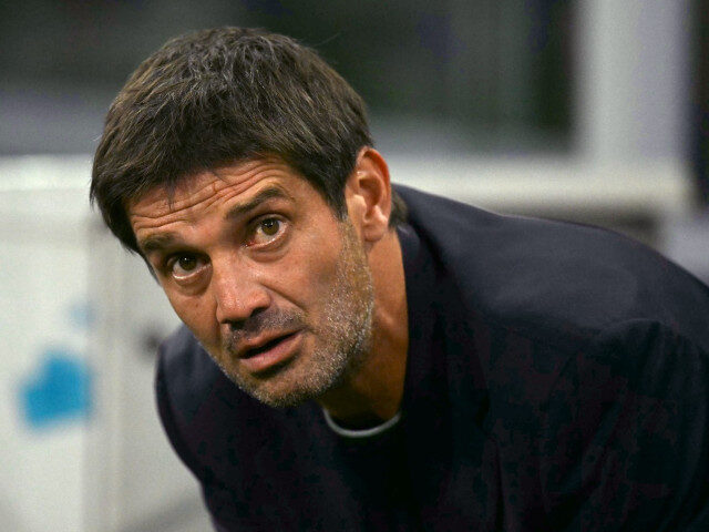 Chivu, aplaudat de italieni după victoria cu 10 oameni în CL