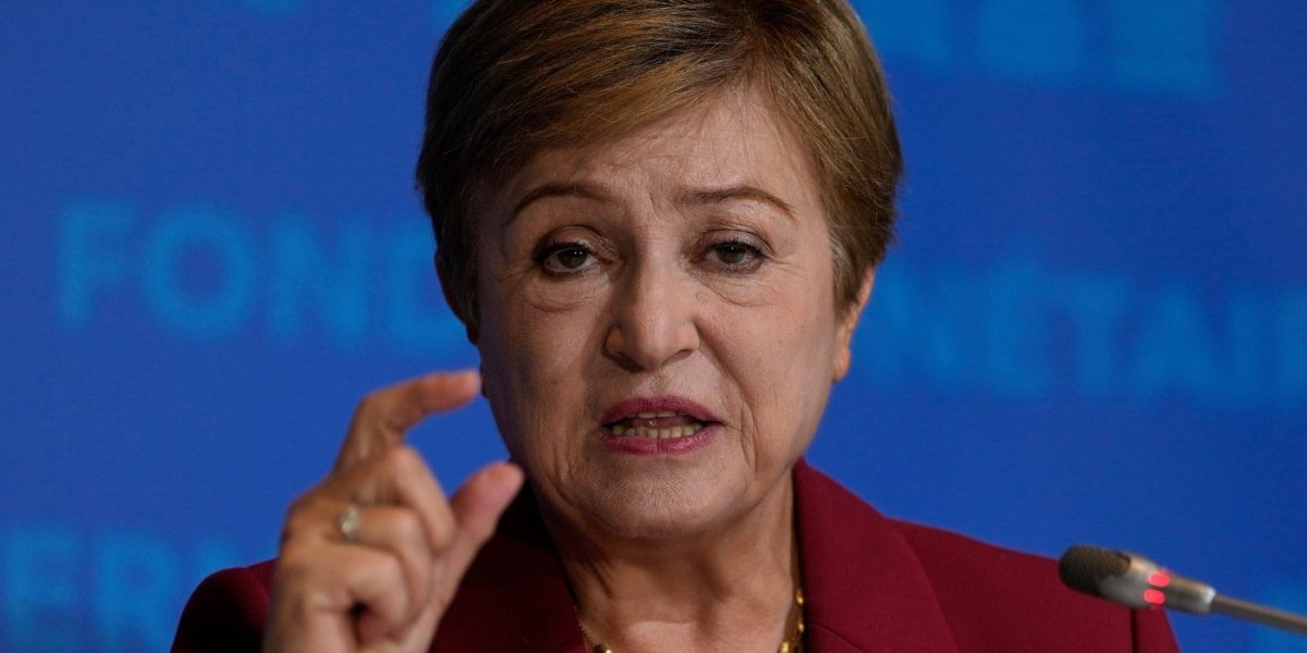 FMI: 40% din joburi, sub amenințarea AI!
