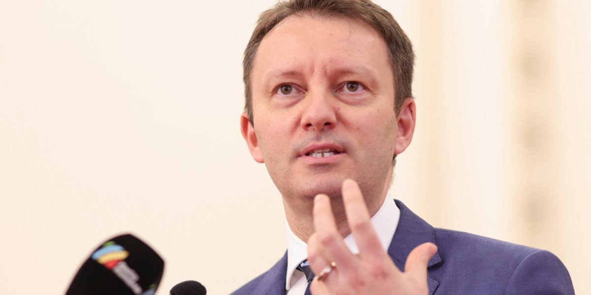 Băsescu: Nicușor Dan a vrut să-l dărâme pe Mureșan