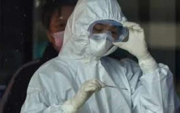 Alarmă Ciumă: 200 Monitorizați După Moartea Unei Tinere