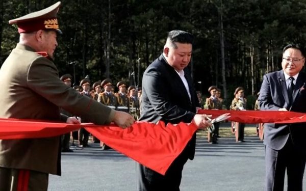 Kim Jong Un, hemoragie cerebrală și spitalizare în China, anunță presa britanică